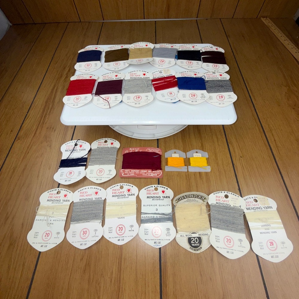 Vintage‎ Coats & Clark Red Heart Mending Yarn Lot Wool Nylon Darning Cards 20+pc